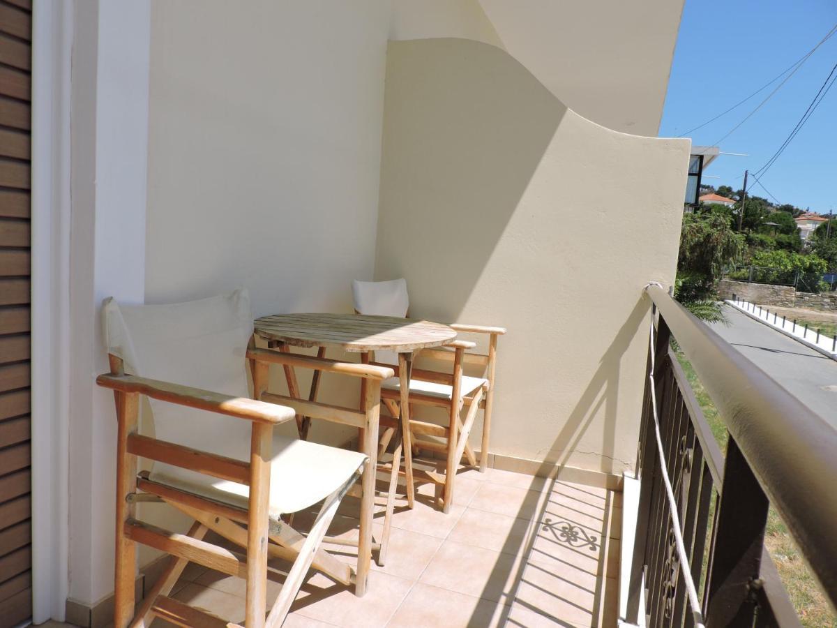 Sirius Hotel Finikounda Exterior foto